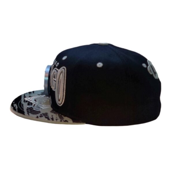 Chicago White Sox Classic Snapback Hat - Image 2